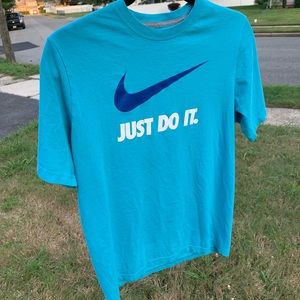 🔵 BLUE NIKE TEE 🔵